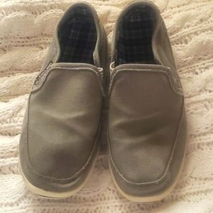 Canvas Slip-ons 11